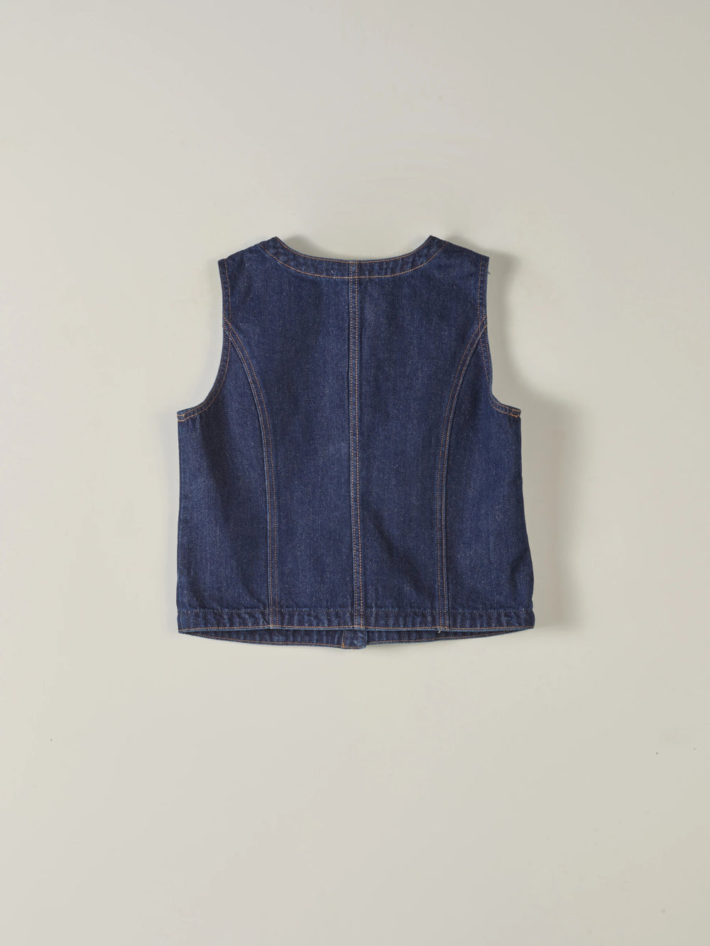 Thea Vest